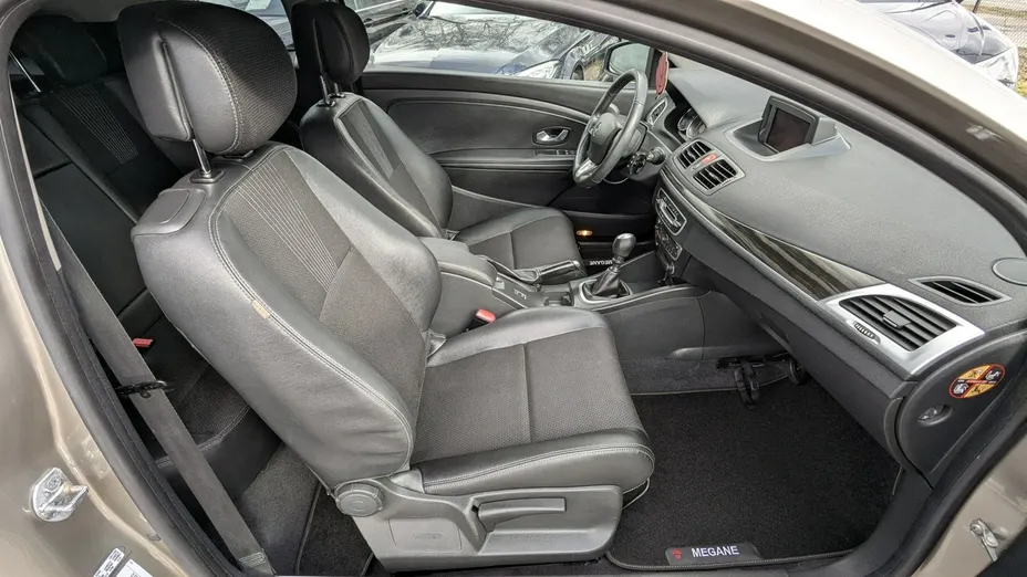 RENAULT Megane -