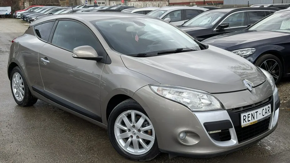 RENAULT Megane -