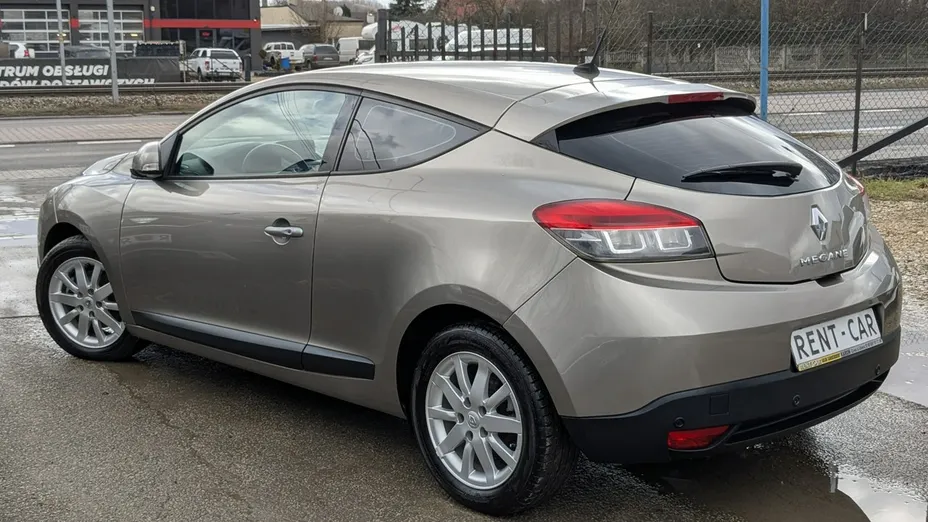 RENAULT Megane -