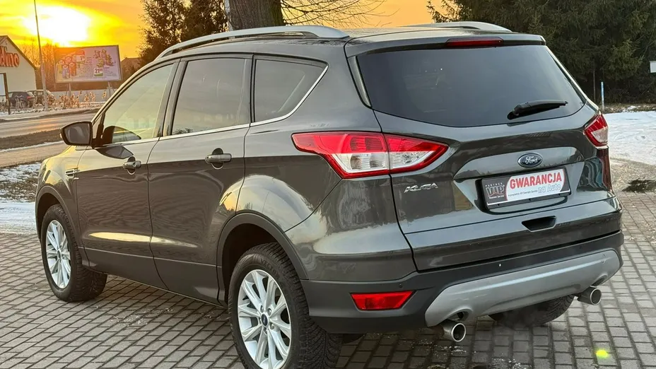 FORD Kuga -