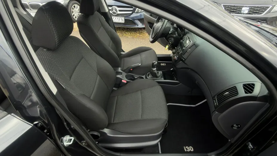 HYUNDAI i30 -