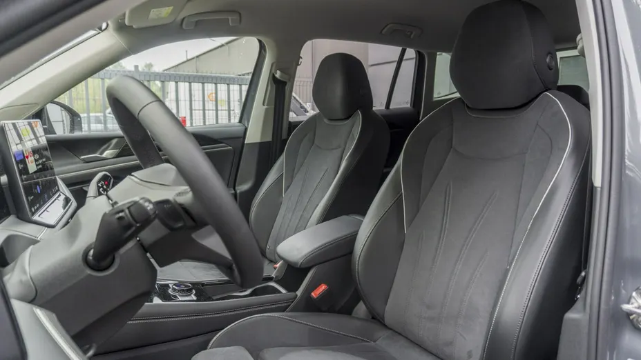 VOLKSWAGEN Tiguan -