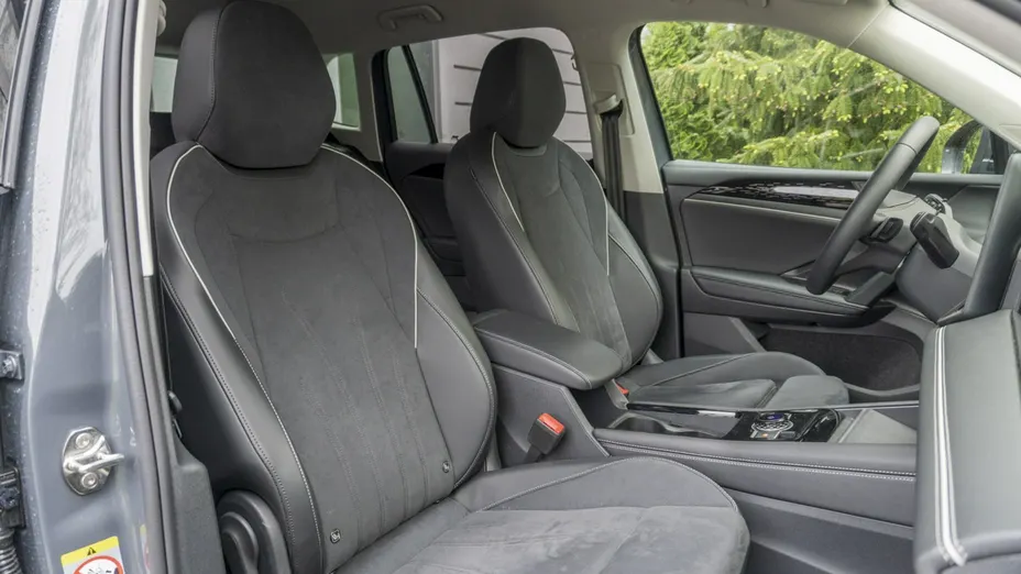 VOLKSWAGEN Tiguan -