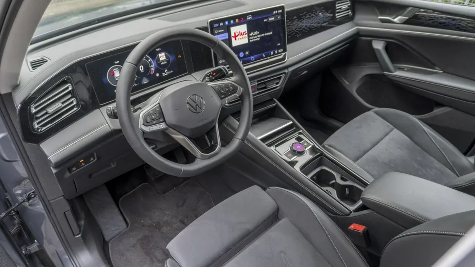 VOLKSWAGEN Tiguan -