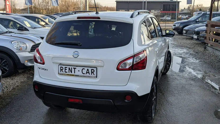 NISSAN Qashqai -