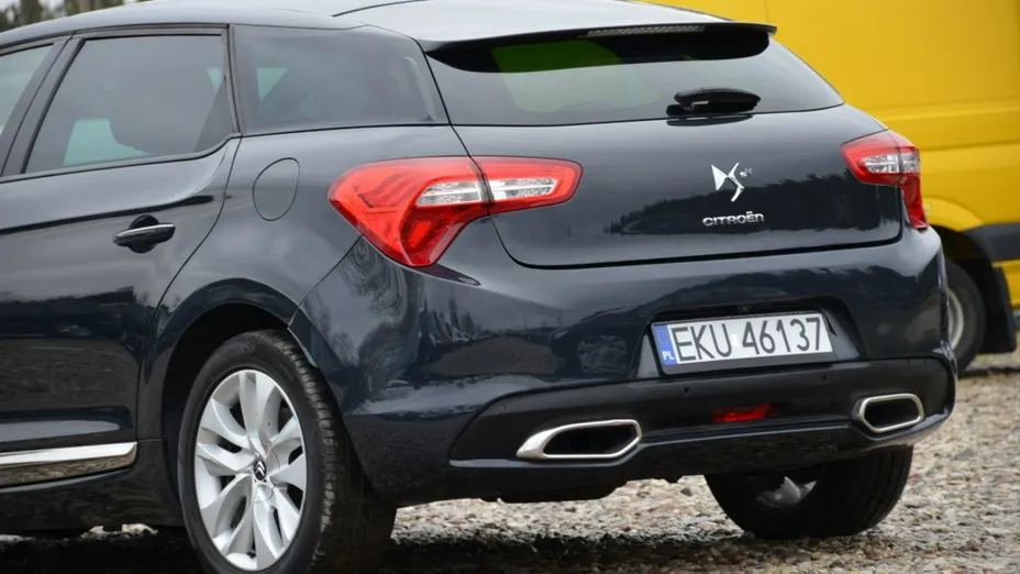CITROEN DS5 -