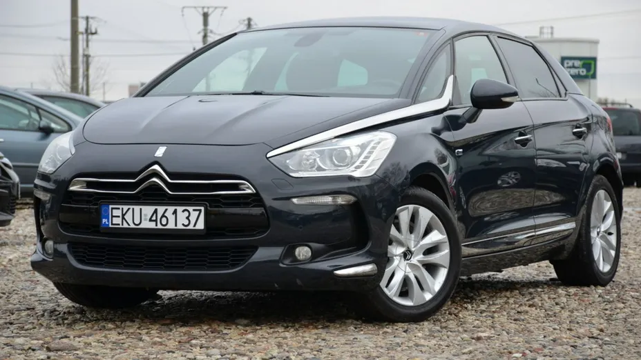 CITROEN DS5 -
