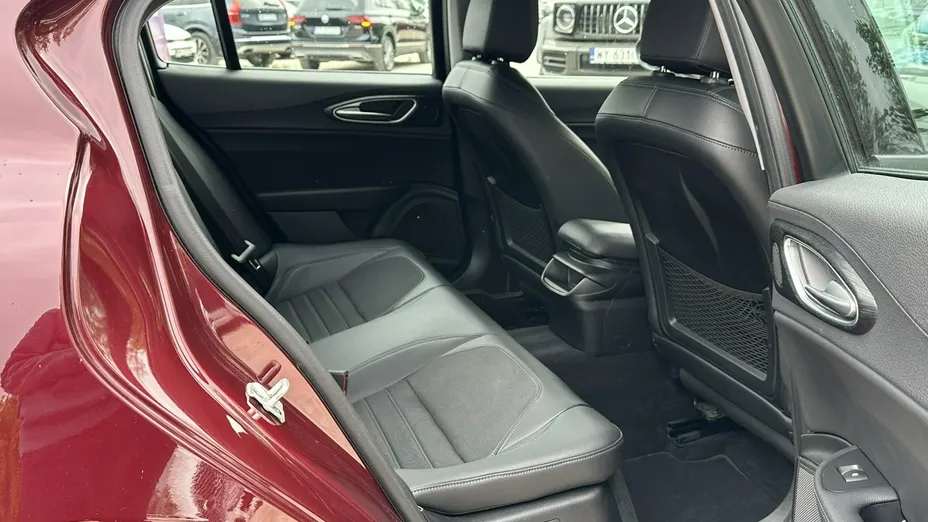 ALFA ROMEO Giulia -
