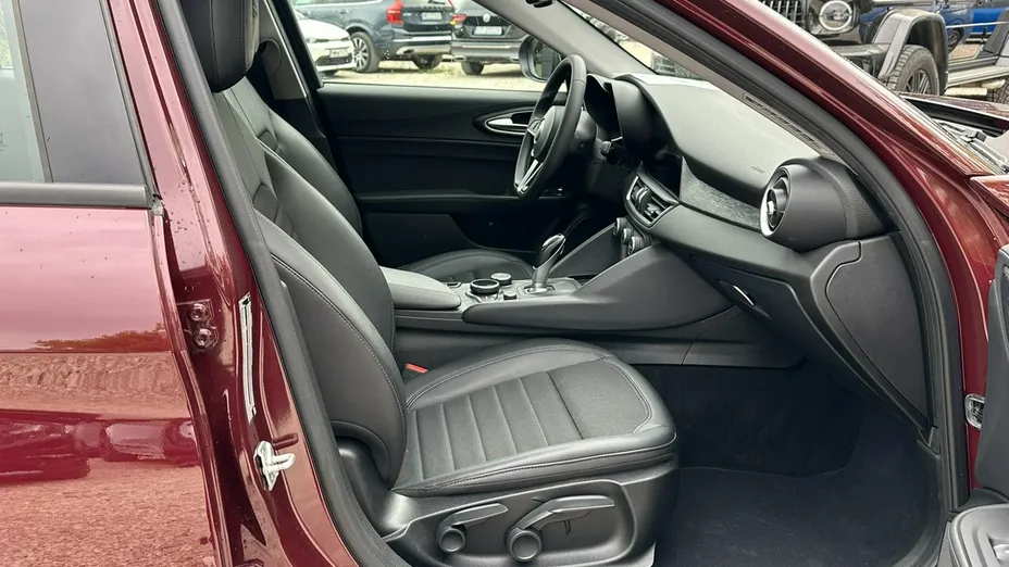 ALFA ROMEO Giulia -