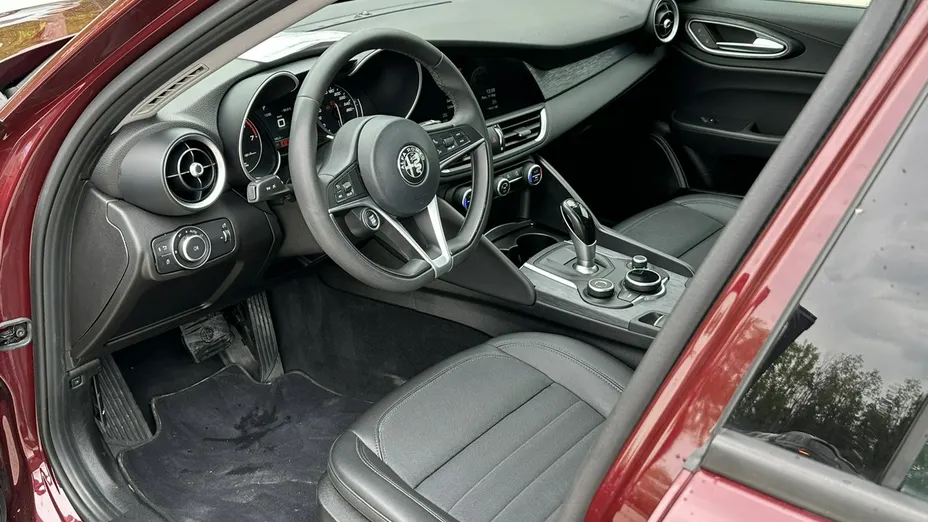 ALFA ROMEO Giulia -