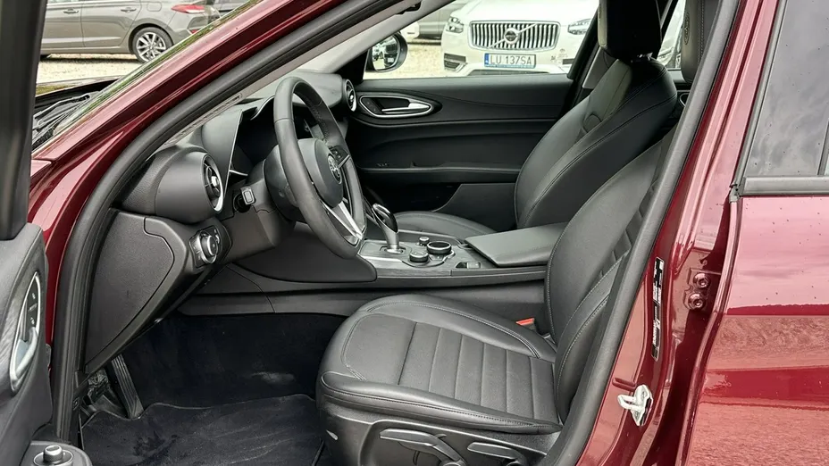 ALFA ROMEO Giulia -