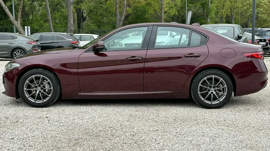 ALFA ROMEO Giulia -