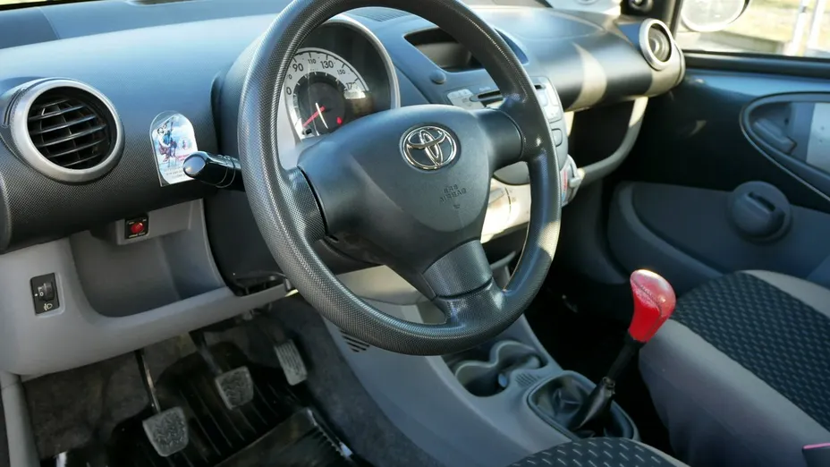 TOYOTA Aygo -