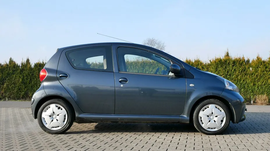 TOYOTA Aygo -