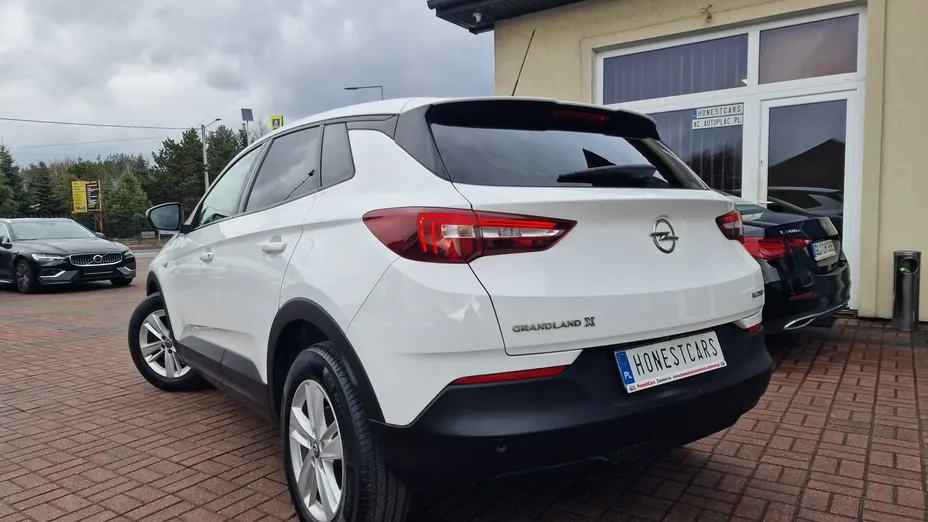 OPEL Grandland X -