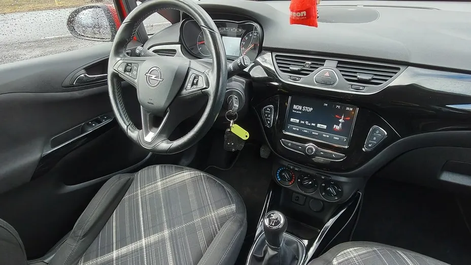 OPEL Corsa -