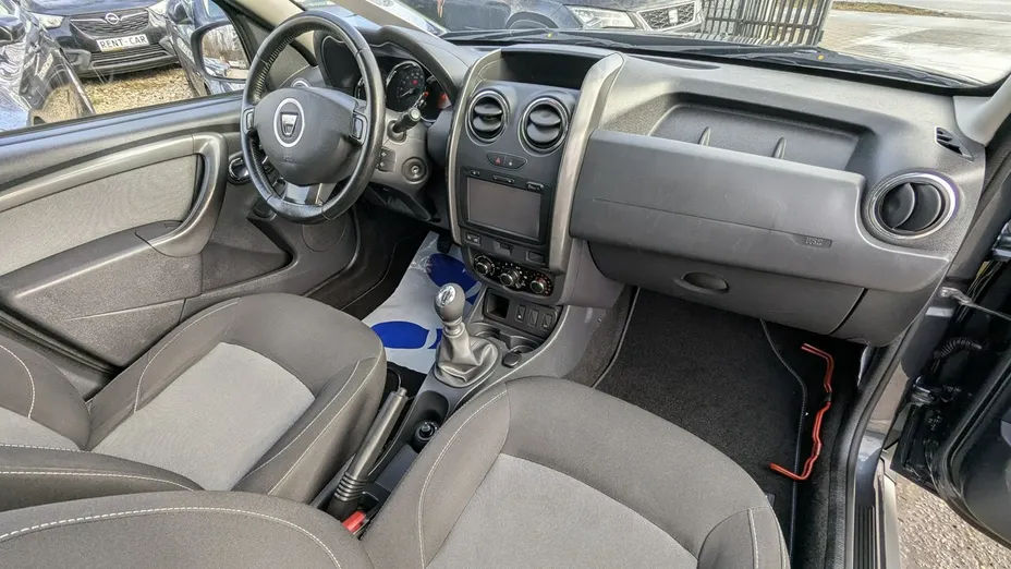 DACIA Duster -