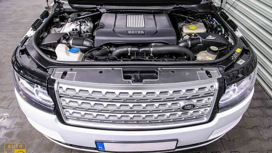 LAND ROVER Range Rover -