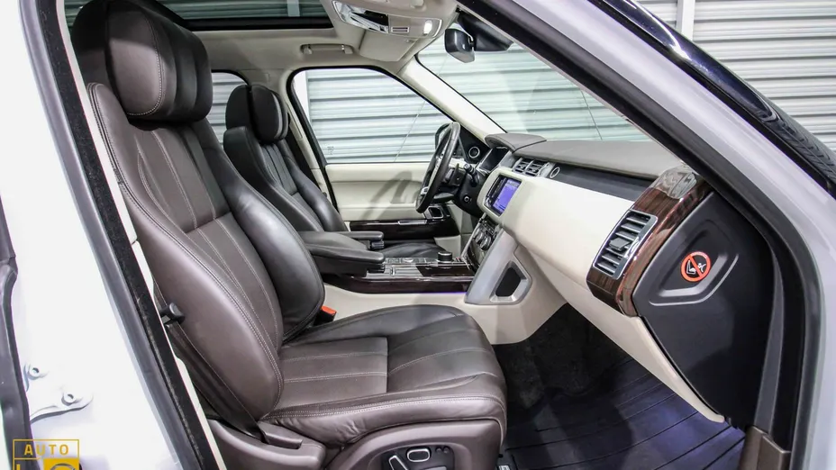 LAND ROVER Range Rover -