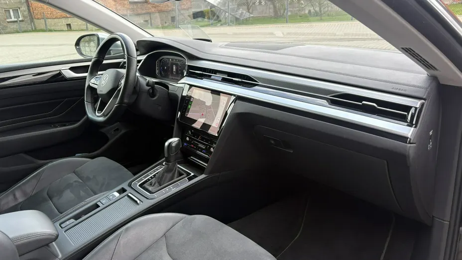 VOLKSWAGEN Arteon -