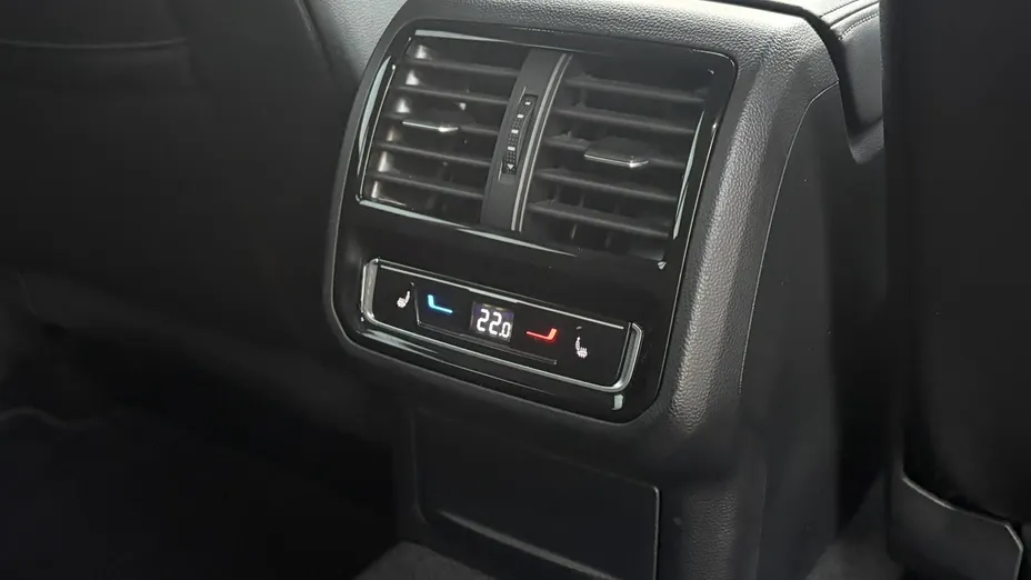 VOLKSWAGEN Arteon -