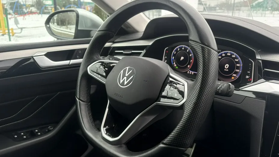 VOLKSWAGEN Arteon -