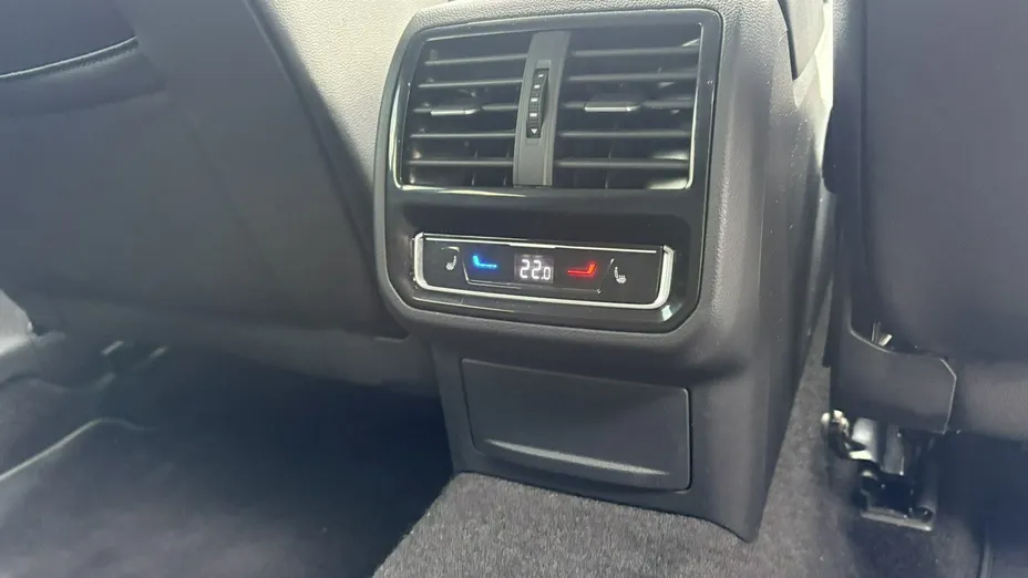 VOLKSWAGEN Arteon -