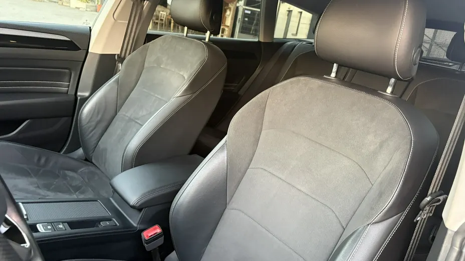 VOLKSWAGEN Arteon -