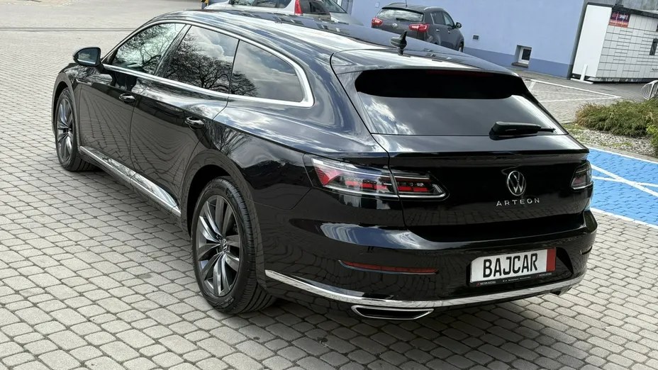 VOLKSWAGEN Arteon -