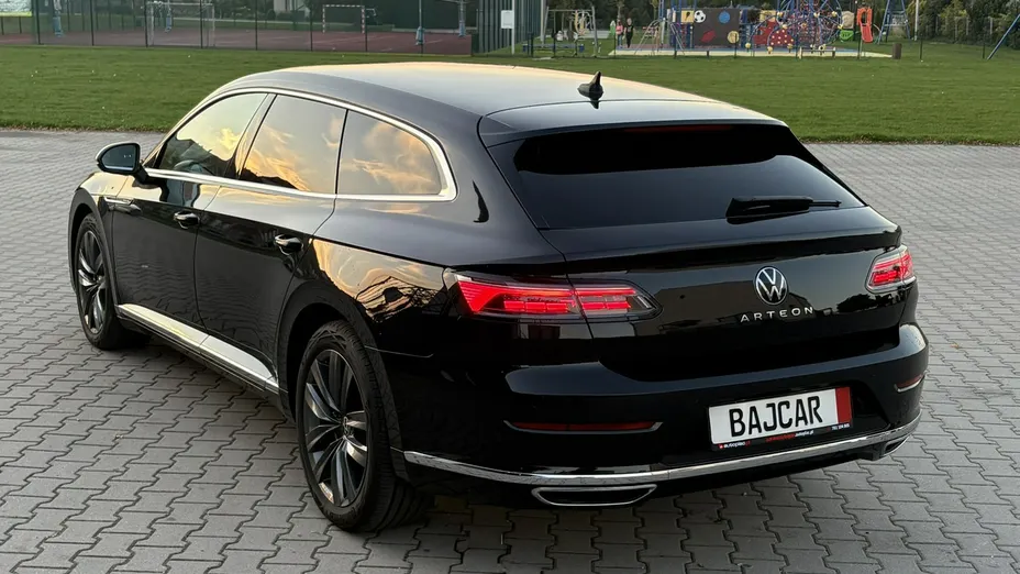 VOLKSWAGEN Arteon -