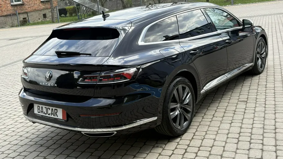 VOLKSWAGEN Arteon -