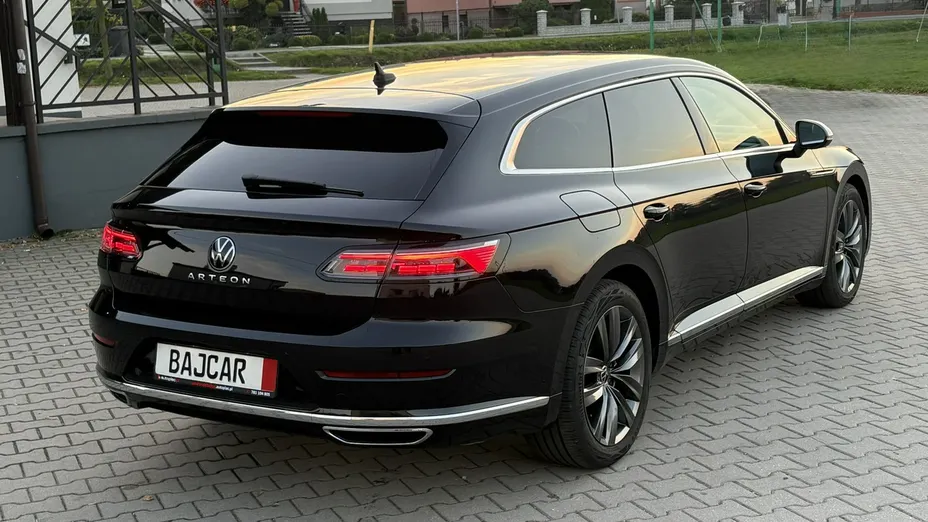 VOLKSWAGEN Arteon -