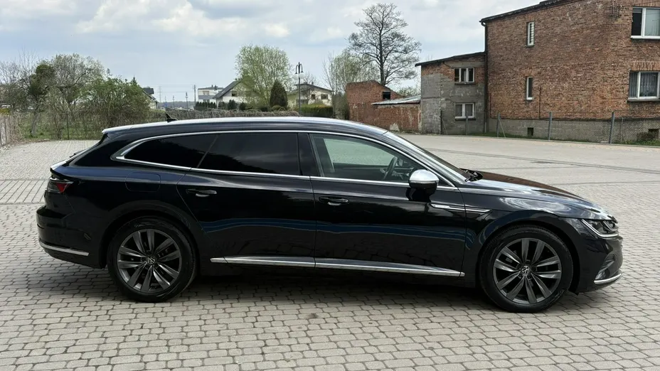 VOLKSWAGEN Arteon -