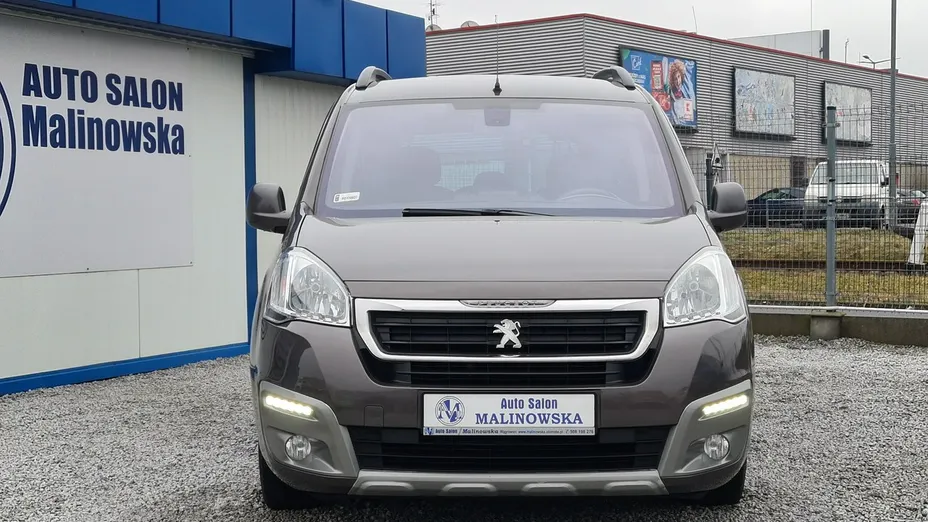 PEUGEOT Partner -