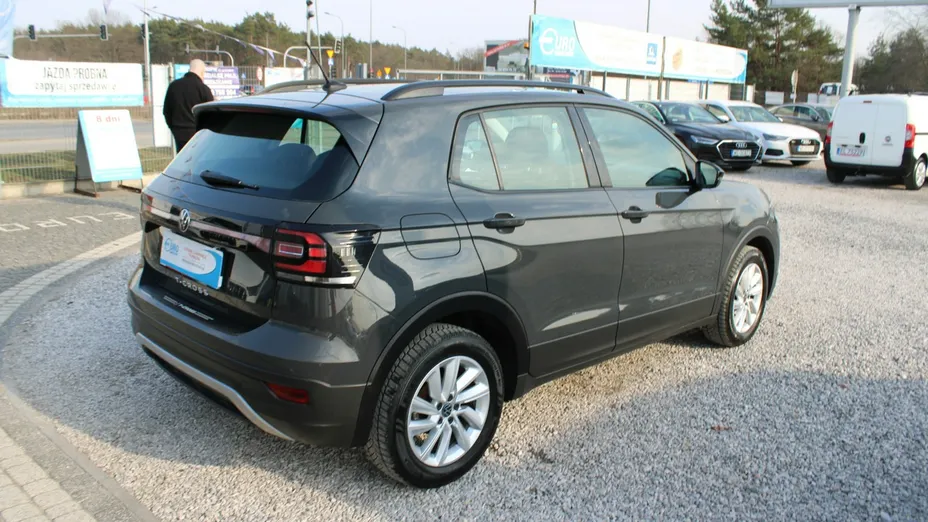 VOLKSWAGEN T-Cross -