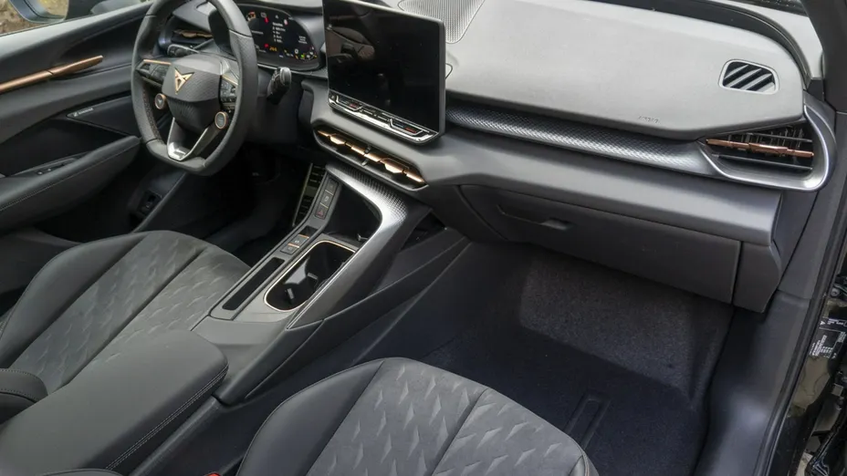 CUPRA Terramar -