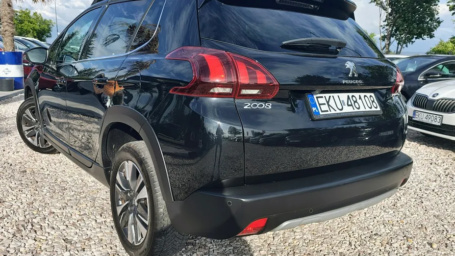 PEUGEOT 2008 -