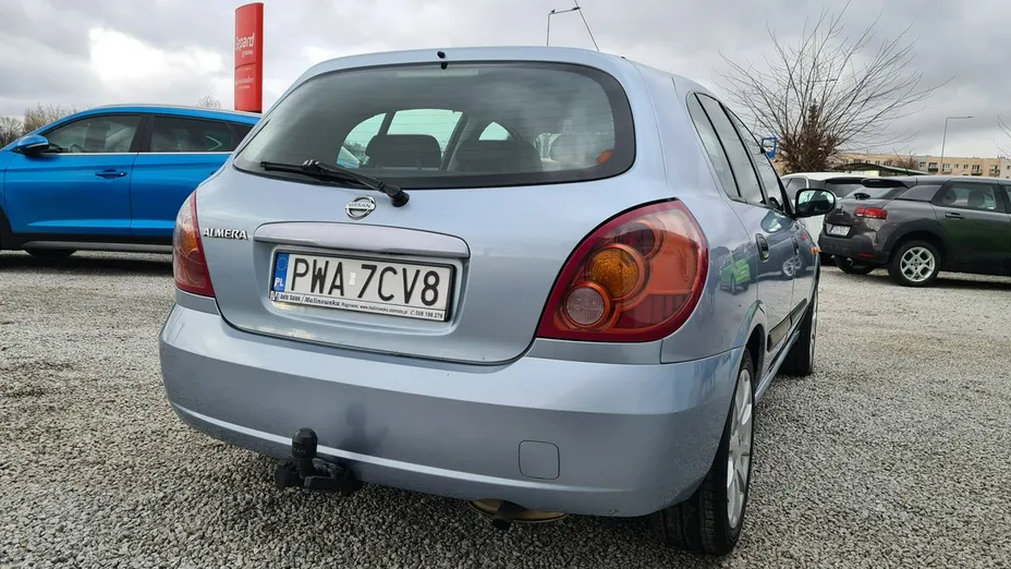 NISSAN Almera -