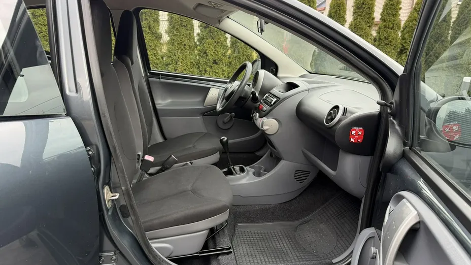 TOYOTA Aygo -
