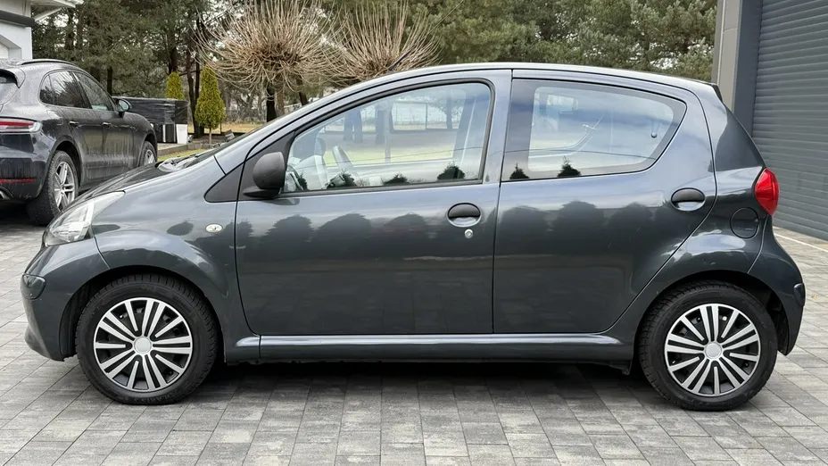 TOYOTA Aygo -