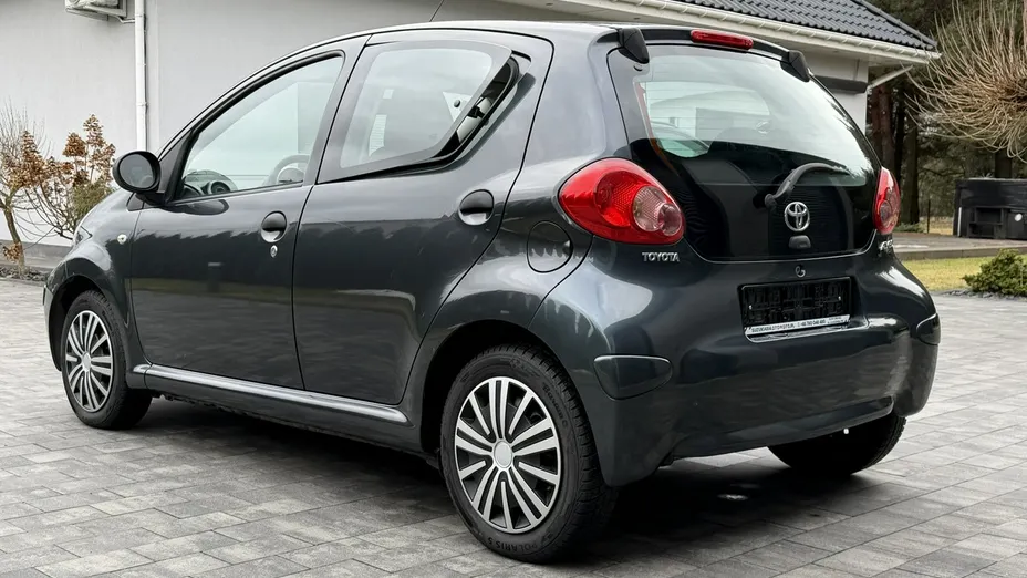 TOYOTA Aygo -