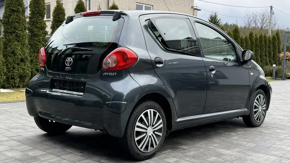 TOYOTA Aygo -