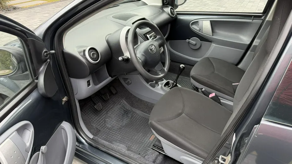 TOYOTA Aygo -