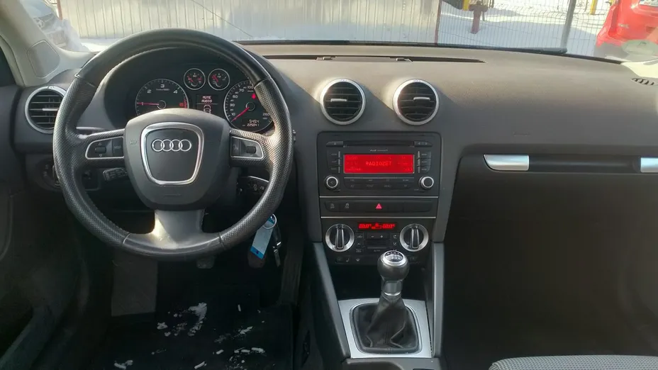AUDI A3 -