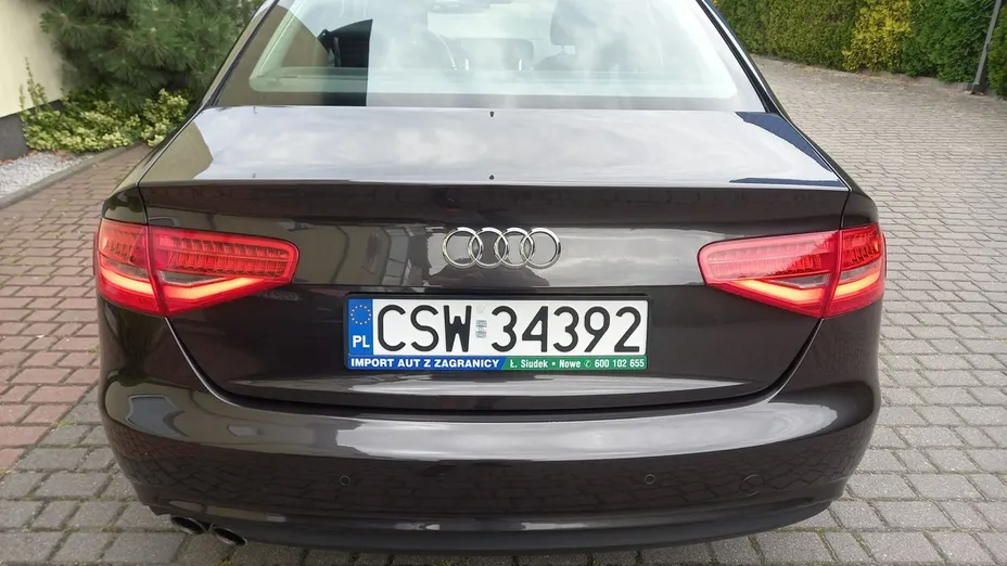 AUDI A4 -
