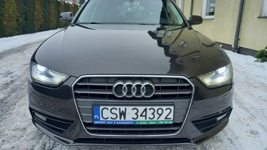 AUDI A4 -