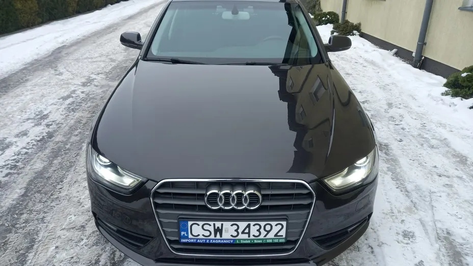 AUDI A4 -