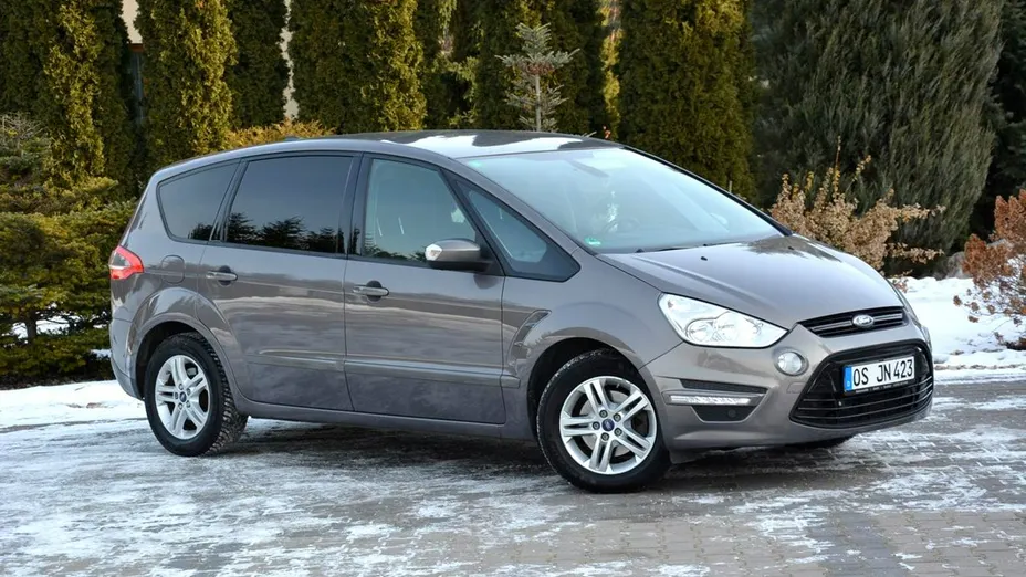 FORD S-MAX -
