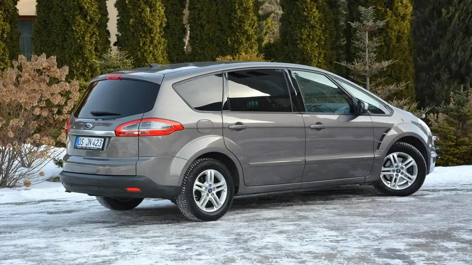FORD S-MAX -
