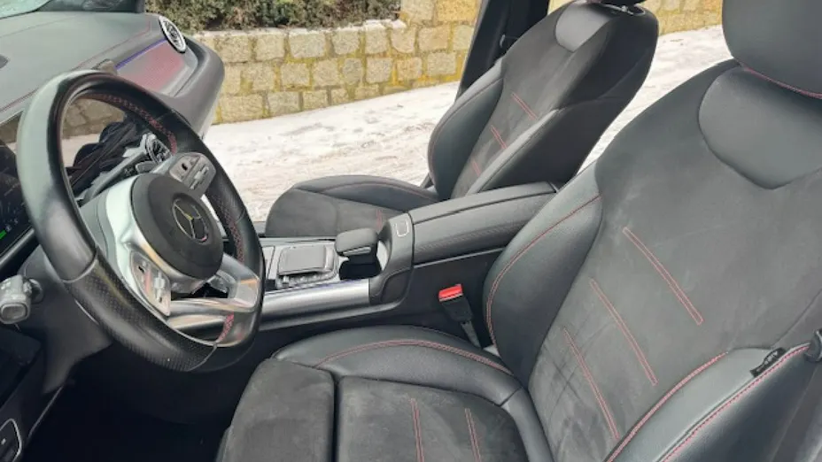 MERCEDES-BENZ EQA -